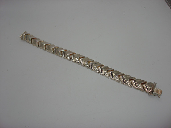 Authentic Milor Italy Sterling Silver Chevron Link Bracelet - 7.5 inch