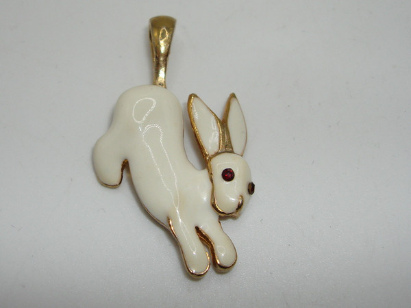 Vintage 1998 White Enamel Rabbit Charm Pendant - Rhinestone Eyes, Mint Condition
