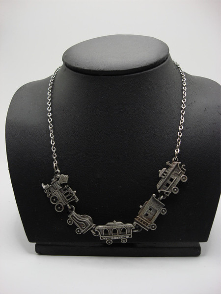 Vintage J.J. Jonette Silver Train Necklace (16.5