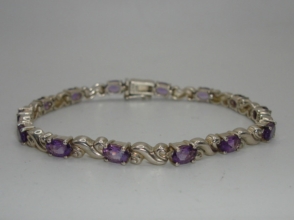 Vintage Art Deco Amethyst Sterling Silver Bracelet (7 1/4