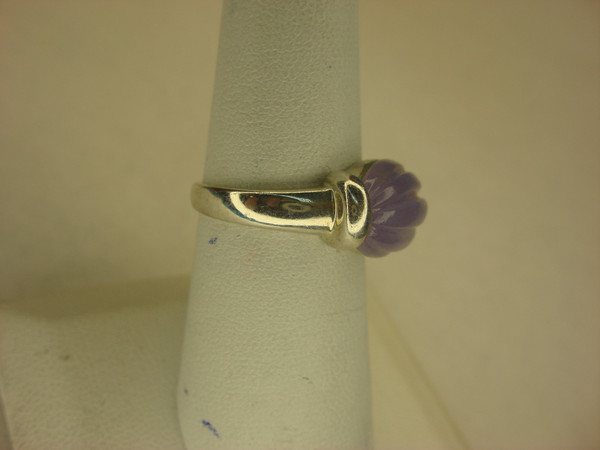 Stunning Sterling Silver Lavender Jade Ring - Size 7