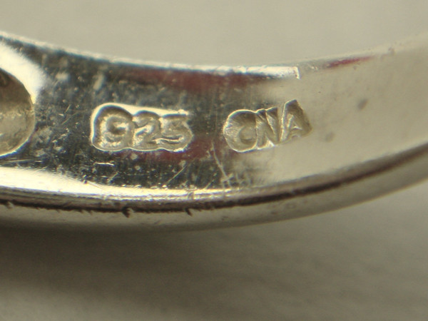 Stunning Sterling Silver Lavender Jade Ring - Size 7