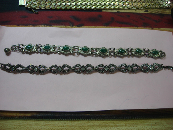 Pair of Vintage Bracelets: Sparkling Rhinestone & Vibrant Green Enamel