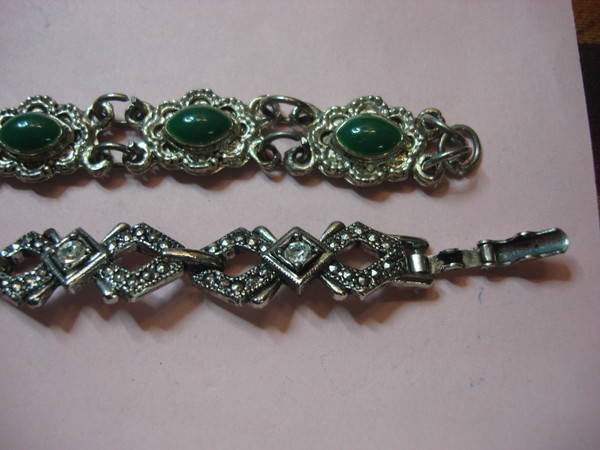 Pair of Vintage Bracelets: Sparkling Rhinestone & Vibrant Green Enamel