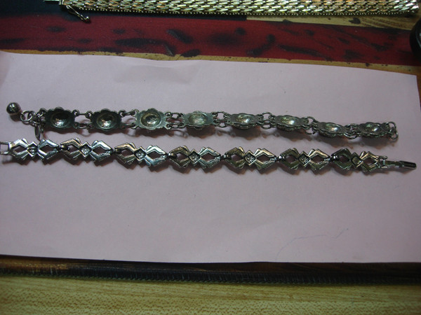 Pair of Vintage Bracelets: Sparkling Rhinestone & Vibrant Green Enamel