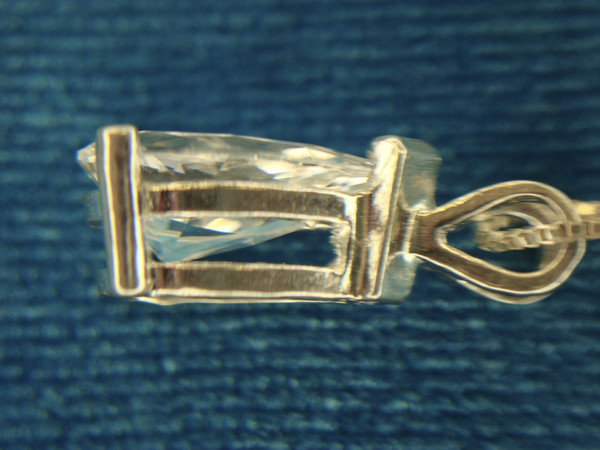 Sterling Silver Pear Shape Sim Diamond Pendant with Box Chain (18