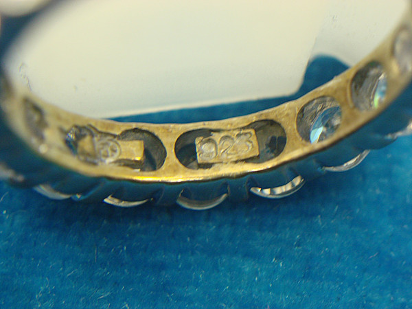 Sterling Silver Round Simulant Diamond Band Ring Size 6 1/4 - Pre-Owned