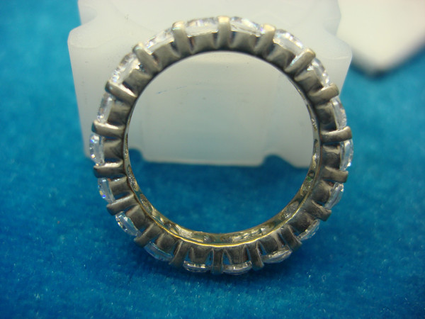 Sterling Silver Round Simulant Diamond Band Ring Size 6 1/4 - Pre-Owned