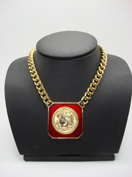 Vintage Elizabeth Taylor Avon Red Enamel Roman Coin Pendant Necklace - Estate Find