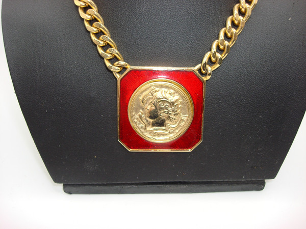 Vintage Elizabeth Taylor Avon Red Enamel Roman Coin Pendant Necklace - Estate Find