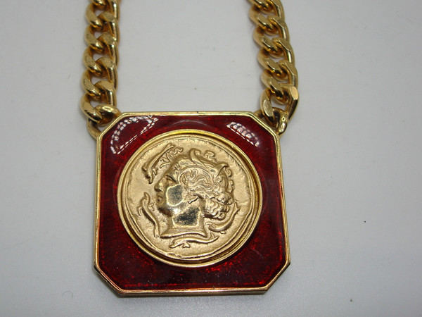 Vintage Elizabeth Taylor Avon Red Enamel Roman Coin Pendant Necklace - Estate Find