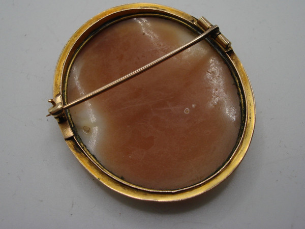 Antique 1870s 14K Gold Shell Cameo Brooch - Signed, Hand Carved, Vintage