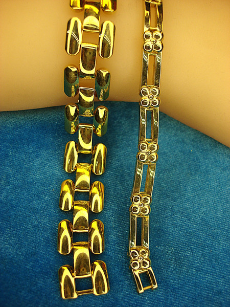 Vintage Gold Tone Bracelets Set - Estate Sale Find - 7.5 Inch