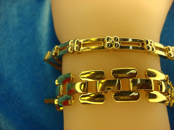 Vintage Gold Tone Bracelets Set - Estate Sale Find - 7.5 Inch