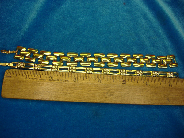 Vintage Gold Tone Bracelets Set - Estate Sale Find - 7.5 Inch