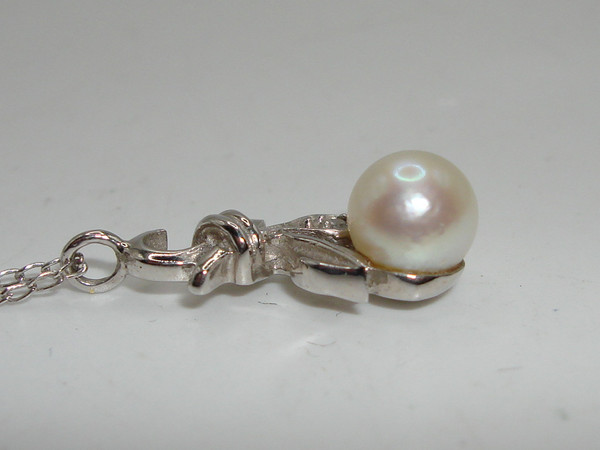Vintage Sterling Silver Cultured Pearl & Diamond Pendant Necklace | AJC 925