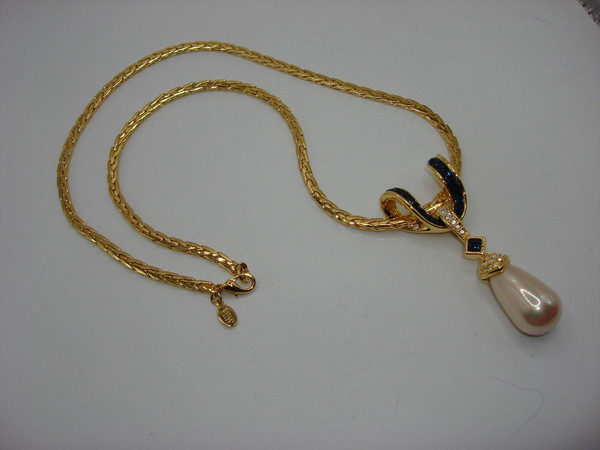Vintage Nolan Miller Glamour Collection Faux Pearl & Sapphire Pendant Necklace