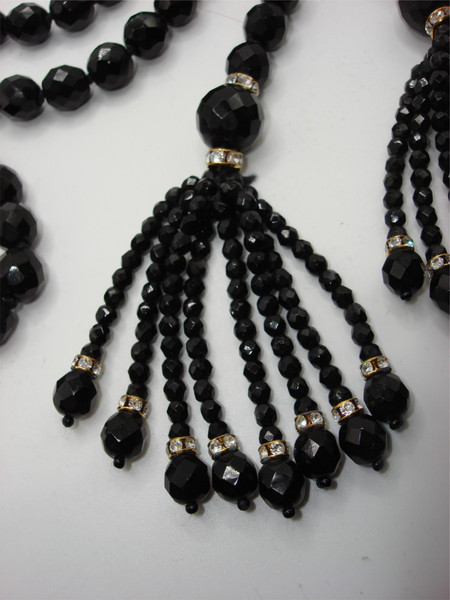Vintage Joan Rivers Black Czech Glass Lariat Necklace - 45