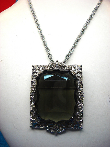 Vintage Sarah Coventry Necklace w/ Large Faux Smoky Topaz Pendant - 18-20 inch Chain