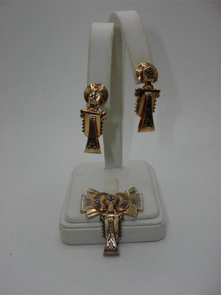 Vintage Victorian Revival Brooch & Earrings Set (1950s-60s) Gold Tone Tailleur d'Épargne