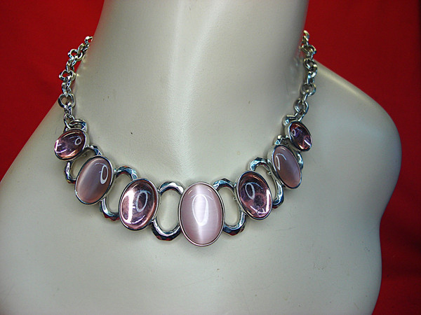 Vintage Trifari Pink Stone Necklace - Elegant Silver Tone, Adjustable 15-17in