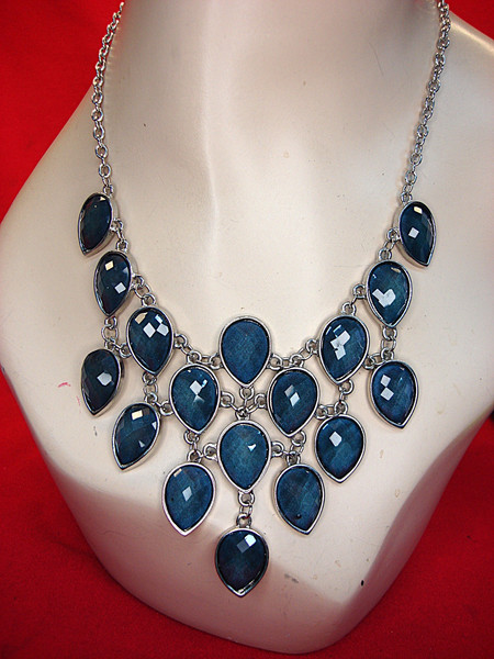 Vintage Silver Tone Necklace with Blue Pear Shaped Stones - 18-20 Inch