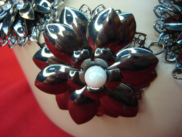 Vintage Blackened Metal Necklace w/ Simulated Diamonds & Faux Pearl Blooms