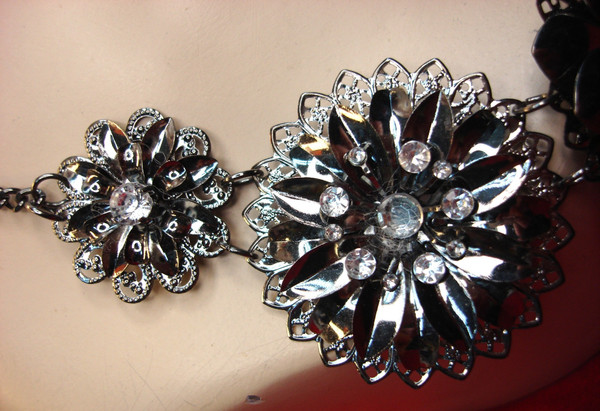 Vintage Blackened Metal Necklace w/ Simulated Diamonds & Faux Pearl Blooms