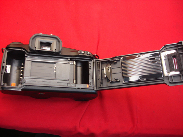 Canon Rebel G 35mm Film Camera - Lightly Used, Excellent Condition