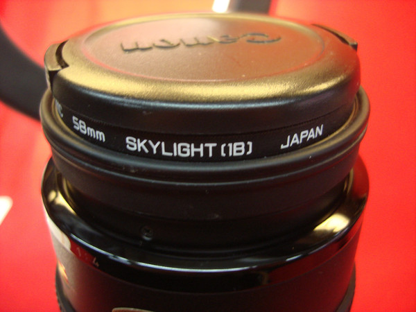 Canon EF 75-210mm f/4 Zoom Lens - Great Condition, Includes Filter & Caps