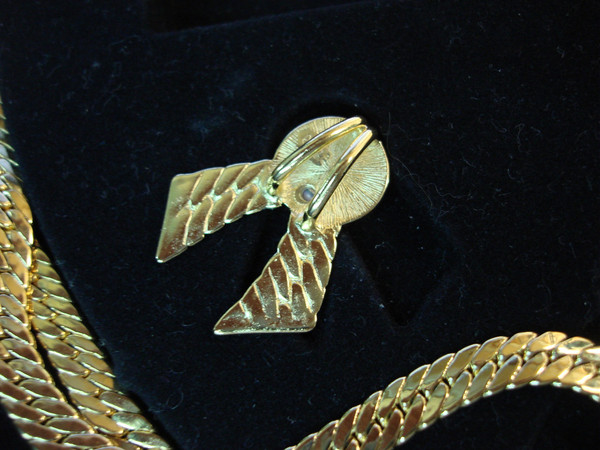 Vintage Joan Rivers Convertible Herringbone Necklace - 9 Interchangeable Designs (Gold Tone, Estate Find)