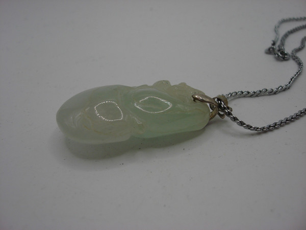 Vintage 18K Gold-Plated Jadeite Pendant Necklace - Carved Green Jade, Lucky Charm