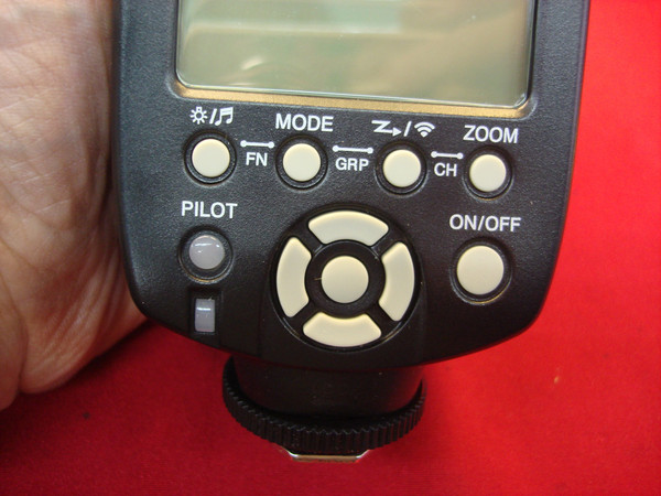 Yongnuo YN560 III Speedlite Flash - Excellent Condition, Works & Ready to Use