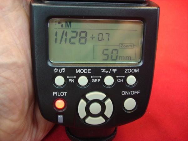 Yongnuo YN560 III Speedlite Flash - Excellent Condition, Works & Ready to Use