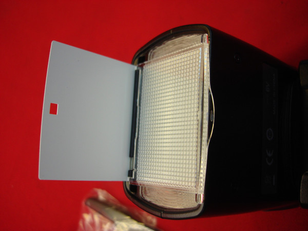 Yongnuo YN560 III Speedlite Flash - Excellent Condition, Works & Ready to Use