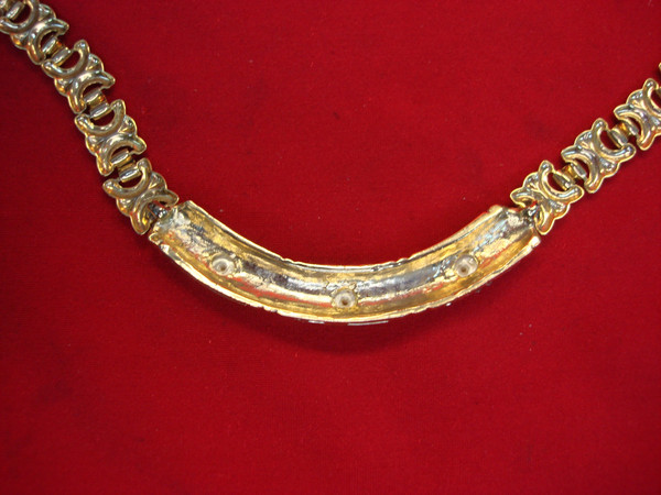 Vintage Gold Tone Necklace with Faux Diamonds & Pearls - 18