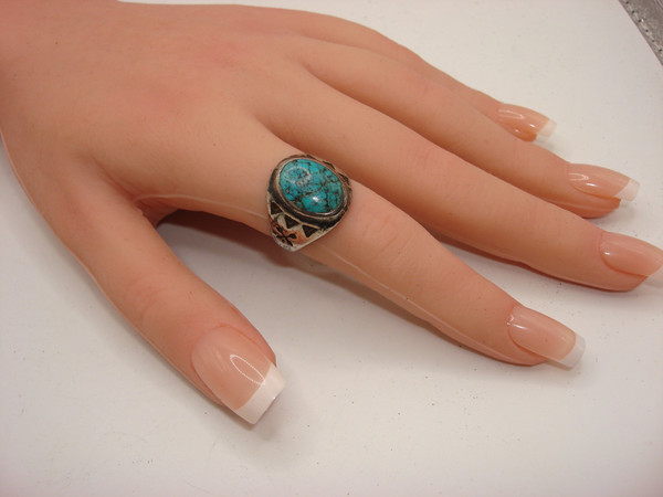 Vintage Sterling Silver Thunderbird Turquoise Ring, Size 8 - Sierra Nevada