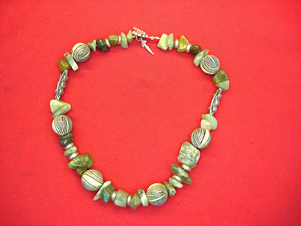 Vintage Chunky Statement Necklace w/ Semi-Precious Stone Chunks - 15 Inch