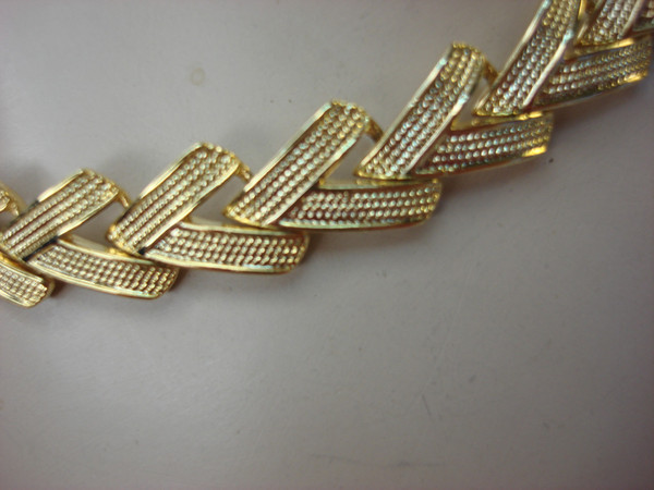 Vintage Gold Tone Choker Necklace - 16 Inch - Like New