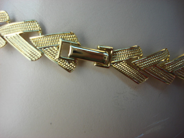 Vintage Gold Tone Choker Necklace - 16 Inch - Like New