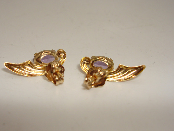 14K Gold Amethyst Earrings - 1/2 Carat Total Weight, Vintage Sparkle