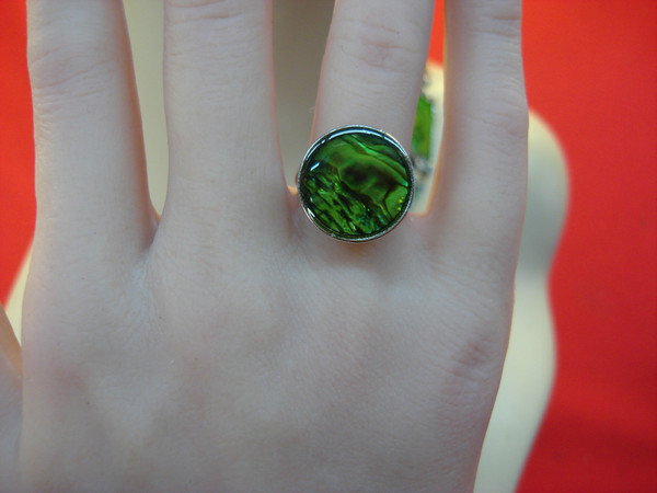 Vintage 3 Piece Jewelry Set - Necklace, Bracelet & Ring w/ Abalone Inlay