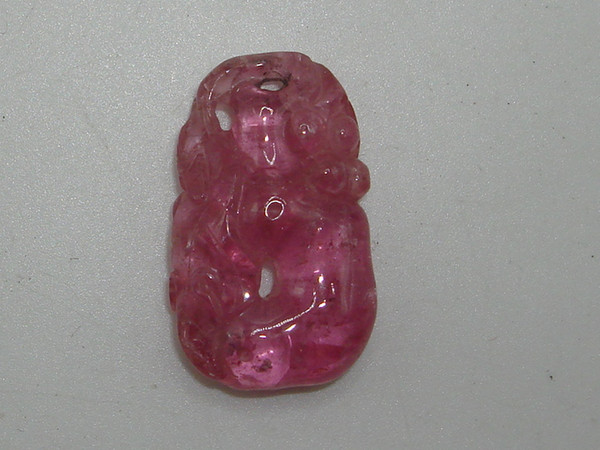 Vintage Chinese Hand-Carved Pink Tourmaline Pendant (4.3g)