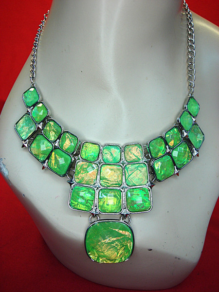 Vintage Silver Tone Necklace with Foiled Green Stones - 17-19 Inch