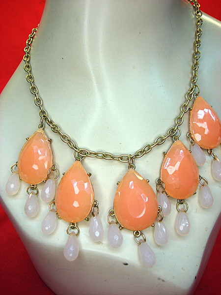 Vintage Gold Tone Peach & Pink Pear Shaped Stone Necklace - Adjustable 22-25in