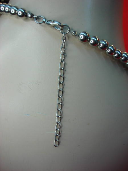 Vintage Green Stone Necklace | Silver Tone Chain | 18-21 Inch