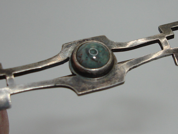 Vintage 1920s Art Deco Sterling Silver Gemstone Pin - Openwork Design