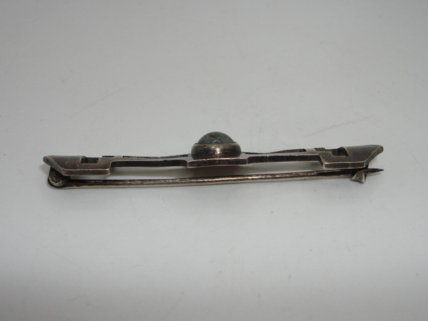 Vintage 1920s Art Deco Sterling Silver Gemstone Pin - Openwork Design