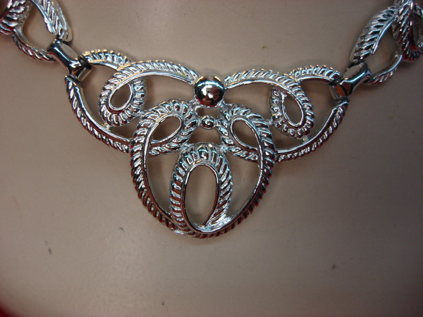 Vintage Silver Tone Choker Necklace - Intricate Design, 18 Inch