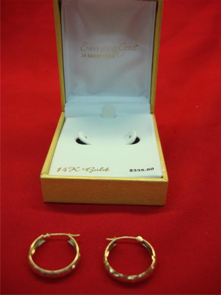 Vintage 14K Yellow Gold Diamond Cut Hoop Earrings (3/4 Inch) - N.O.S.